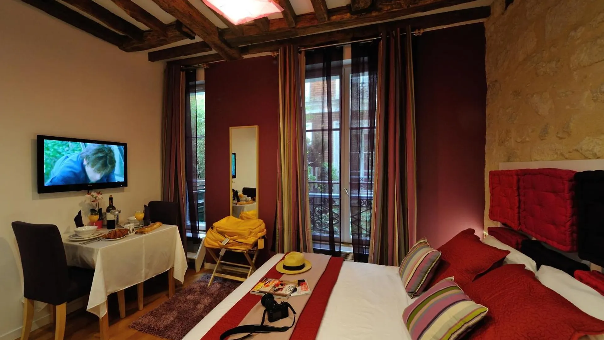 Les Patios Du Marais 1 Apartment