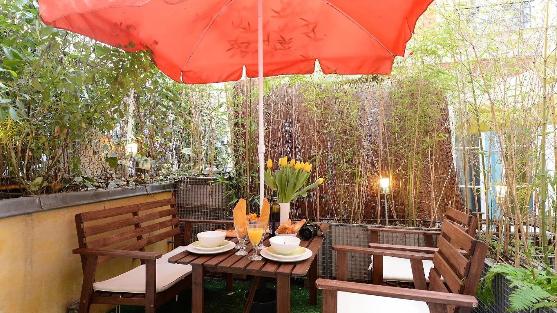Les Patios Du Marais 1 *
