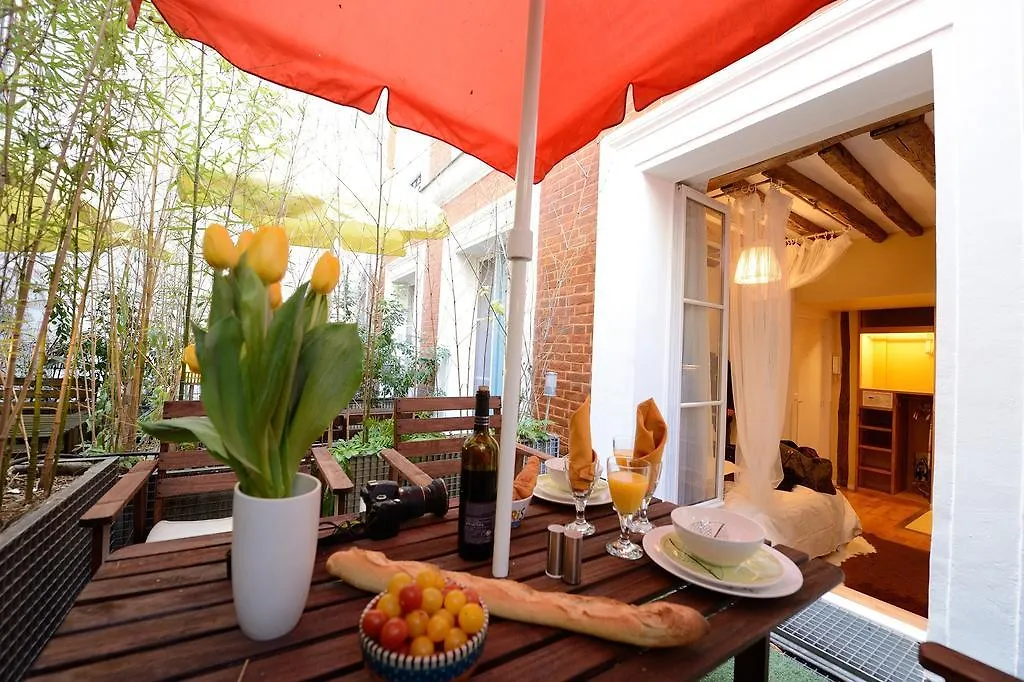 Les Patios Du Marais 1 Apartment