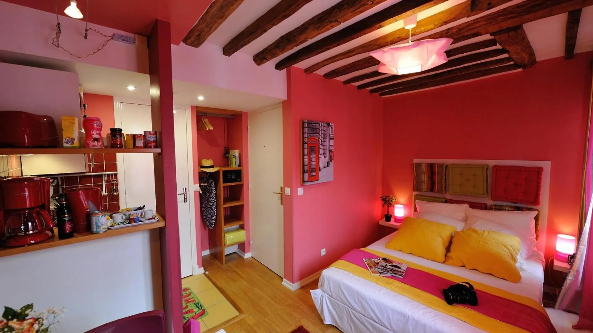 Appartamento Les Patios Du Marais 1 *