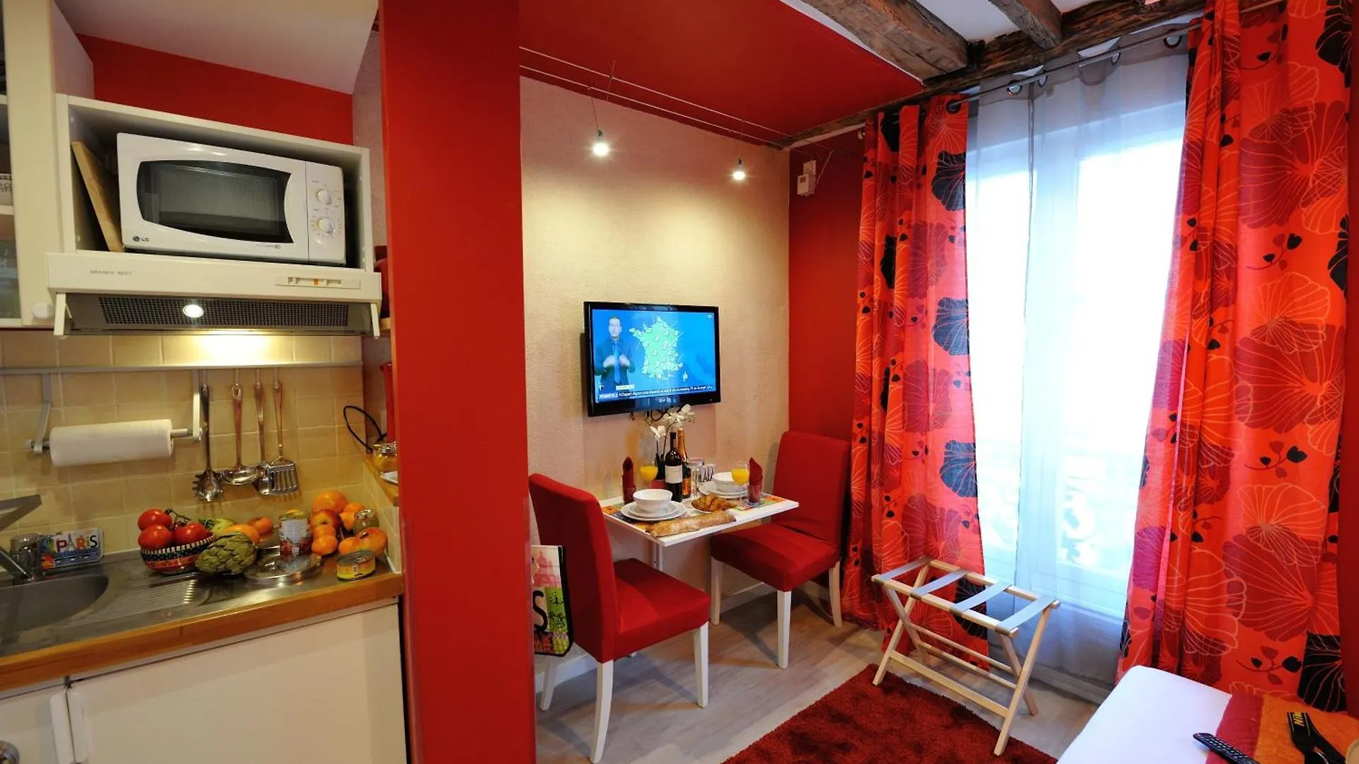 Appartement Les Patios Du Marais 1